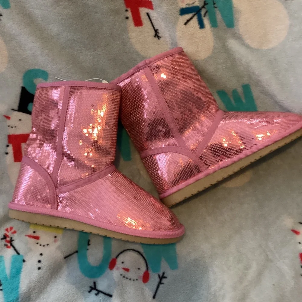 New Girl Pink Sparkle Boots Size 4 Sequins Flat Lined Valentines